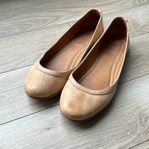 Frye Carson ballet flats in nude. Worn maybe 3 times